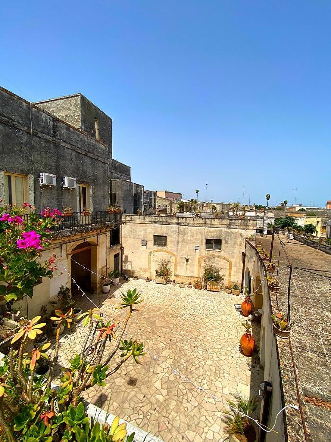 Palazzo Sabella Tommasi Villa Calimera  Exterior foto